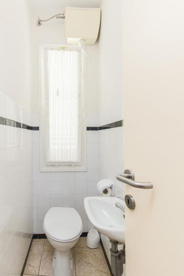 Apartment Konta Center *
